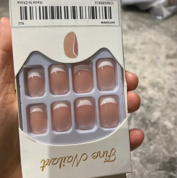 Fake nails - Picture 9 of 9